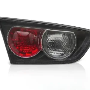 Ekspresowa dostawa Lampa lewa tylna w klapę do Mitsubishi Lancer 8