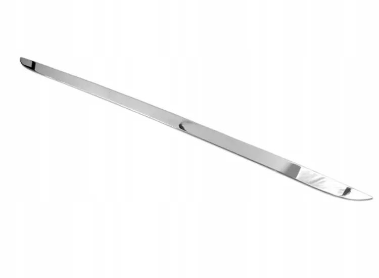 Darmowa dostawa Listwa na krawędź tylnej klapy KIA Sorento 10-12