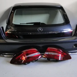 Zwrot pieniędzy MERCEDES C KLASA W205 KOMBI KLAPA ZDERZAK LAMPA