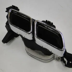 Zwrot pieniędzy MERCEDES C KLASA W205 WYDECH PRAWY TŁUMIK 63 AMG