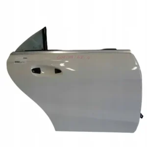 Zwrot pieniędzy MERCEDES CLA 117 DRZWI PRAWE TYLNE 650