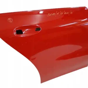 Zwrot pieniędzy MERCEDES CLA 118 DRZWI PRAWE TYLNE TYŁ CZERWONE