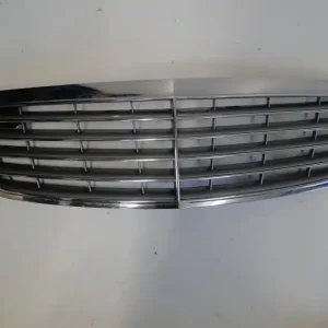 Zwrot pieniędzy MERCEDES E KLASA W211 CLASSIC ELEGANCE GRILL ATRAPA