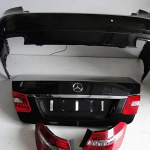 Zwrot pieniędzy MERCEDES E KLASA W212 ZDERZAK KLAPA LAMPA